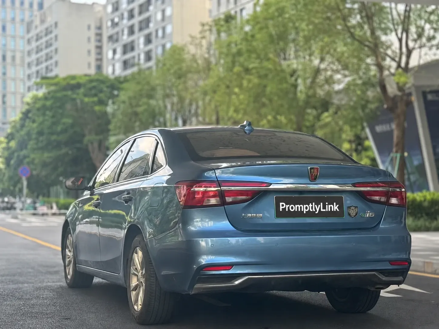 ROWE EI6 opposite rear three-quarter view